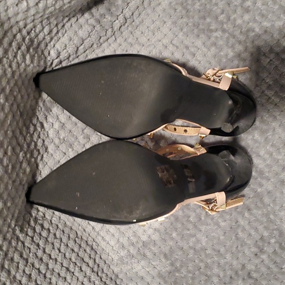 Rockstud Caged Pump - Picture 3 of 3